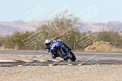 media/Dec-06-2025-CVMA (Sat) [[4a896cc04c]]/Race 4-Formula Middleweight/